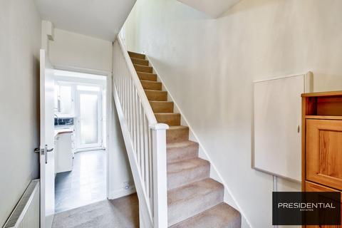 89 The Broadway, Loughton, IG10 3SP