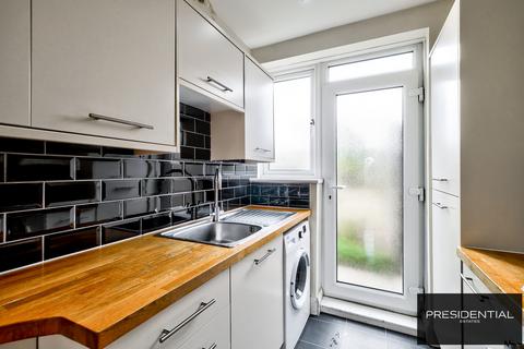 89 The Broadway, Loughton, IG10 3SP