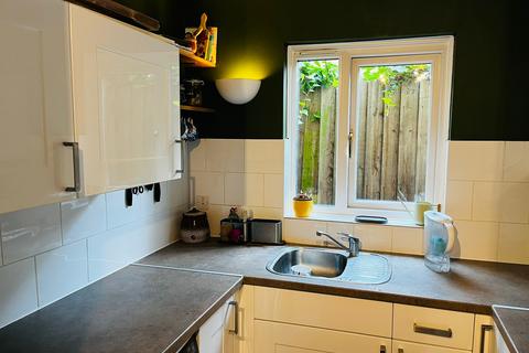 undefined, Veronica Gardens, London SW16