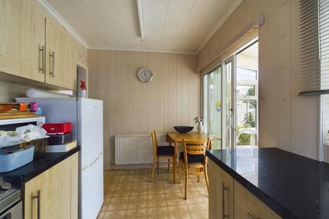 2 bedroom semi-detached bungalow for sale, Beaufort Road, Bristol BS16