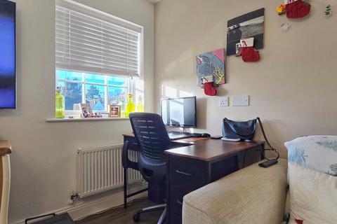 2 bedroom apartment for sale, Colston Rise, Ampthill, Bedfordshire, MK45