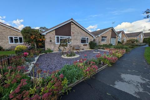 3 bedroom detached bungalow for sale, Somerset Avenue, Yate, Bristol