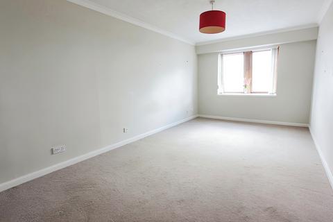 2 bedroom flat to rent, Moira Terrace, Edinburgh EH7