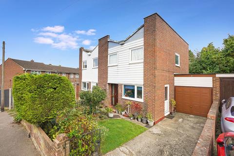 3 bedroom semi-detached house for sale, Brent Close, Chatham ME5