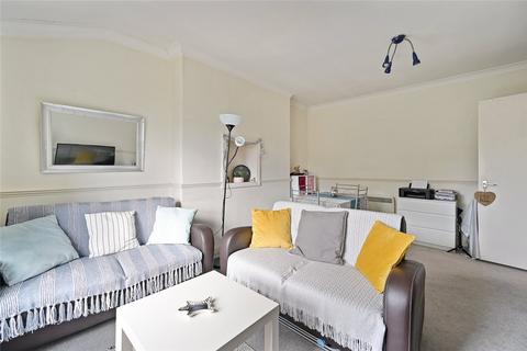 2 bedroom apartment to rent, Coningham Road, London, W12