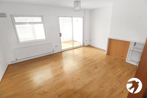 3 bedroom maisonette to rent, Godstow Road, London, SE2