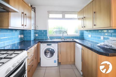 3 bedroom maisonette to rent, Godstow Road, London, SE2