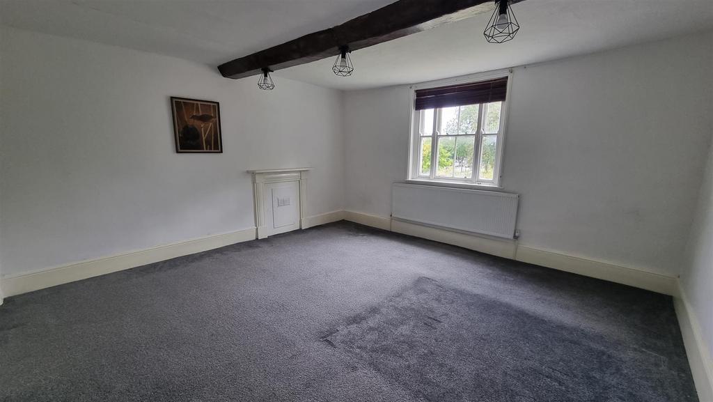Double Bedroom 1 3.jpg