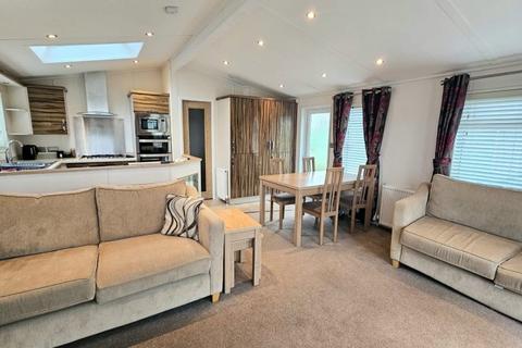 3 bedroom static caravan for sale, Meadows Retreat Lodge Park