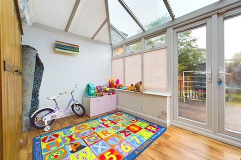 22 Sturge Avenue, London, E17 4LQ