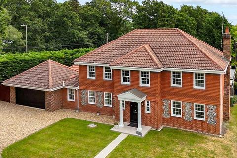 5 bedroom detached house for sale, Attenborough Close, Fleet, Hampshire