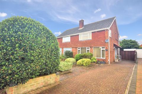 3 bedroom semi-detached house for sale, Wymering Road, Aylesbury HP21