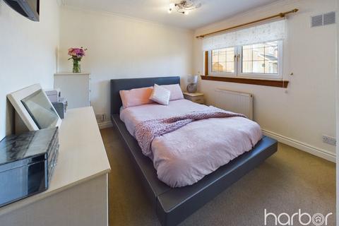 18 Bredisholm Drive, Baillieston, Glasgow, G69 7HZ
