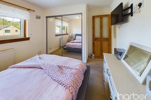 18 Bredisholm Drive, Baillieston, Glasgow, G69 7HZ