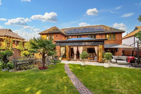 undefined, Seagrave Court, Milton Keynes MK7
