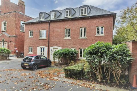 2 bedroom flat for sale, The Monklands, Abbey Foregate, Shrewsbury