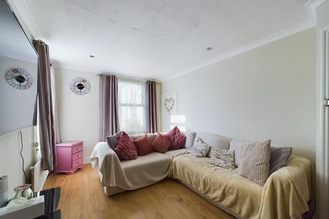 1 bedroom flat for sale, Norcot Road, Tilehurst, Reading, RG30