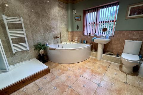 3 bedroom detached bungalow for sale, Mynydd Hafan, Llanddona