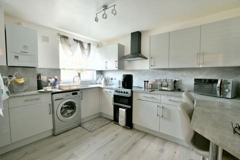 2 bedroom apartment for sale, Mount Pleasant Gardens, Gateshead