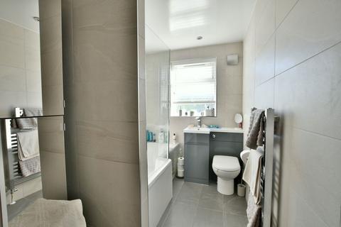 2 bedroom apartment for sale, Mount Pleasant Gardens, Gateshead