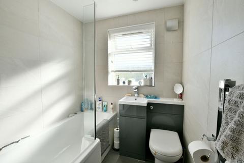2 bedroom apartment for sale, Mount Pleasant Gardens, Gateshead