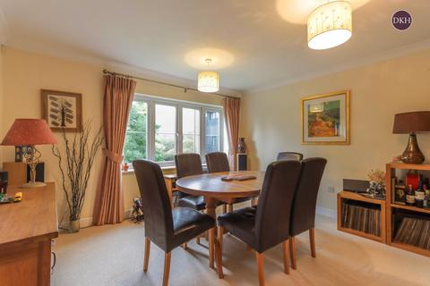 4 bedroom apartment for sale, Springwell Lane, Hertfordshire WD3