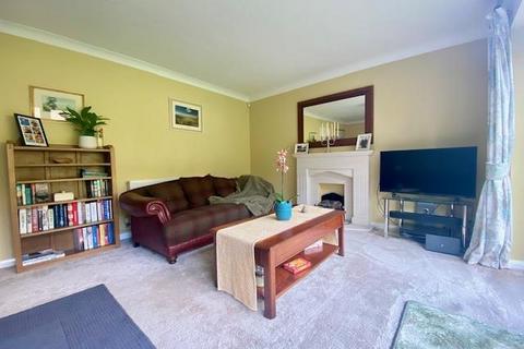 5 The Drive, Peterborough, PE3 6AJ