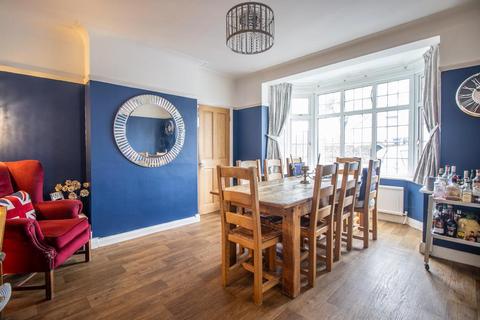 6 bedroom semi-detached house for sale, Poynings Avenue, Southend-on-Sea SS2