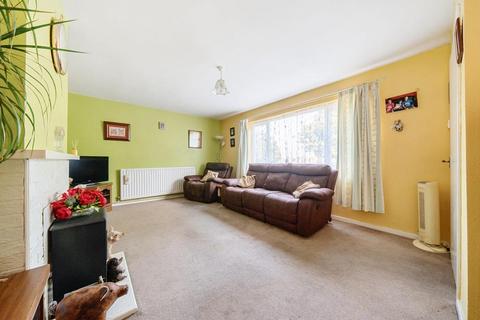 3 bedroom terraced house for sale, Banbury,  Oxfordshire,  OX16