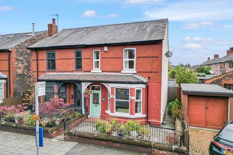 3 bedroom semi-detached house for sale, Chester Road, Warrington, WA4