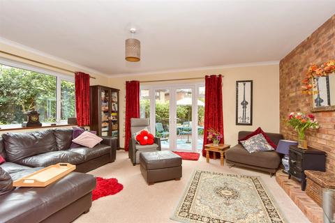 4 bedroom detached house for sale, Norwood Close, Cliffe, Rochester, Kent