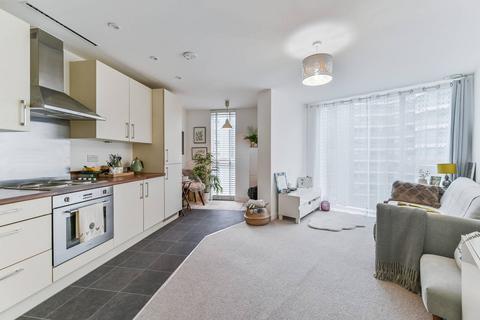 1 bedroom flat for sale, Saffron Central Square, East Croydon, Croydon, CR0