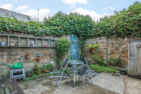 1 bedroom flat for sale, Shooters Hill Road, Blackheath