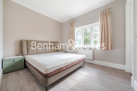 3 bedroom semi-detached house to rent, Trento Mews, Barnet EN4