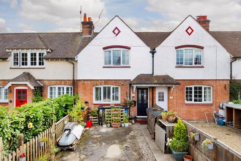 3 bedroom terraced house for sale, Powder Mills, Leigh TN11