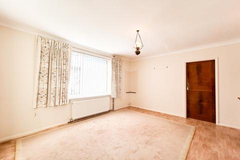 2 bedroom detached bungalow for sale, Mill Crescent , DN21