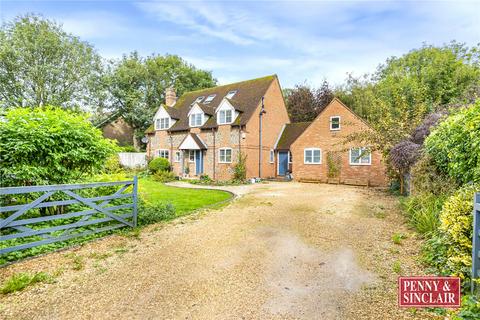 5 bedroom detached house for sale, Beacons Bottom, HP14 3XF