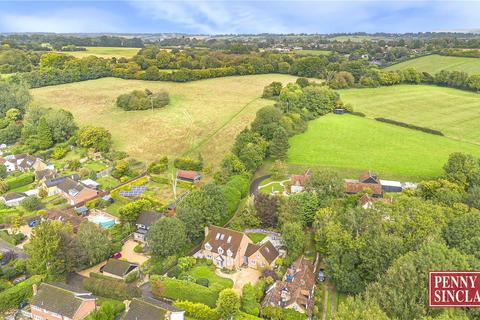 5 bedroom detached house for sale, Beacons Bottom, HP14 3XF