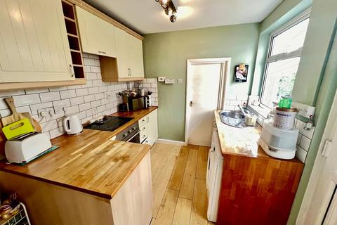 3 bedroom end of terrace house for sale, Littlewood Street, Rothwell, Kettering