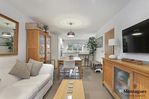 54 Buckingham Road, Epping, CM16 5AG