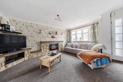 3 bedroom terraced house for sale, Rosedale Close, Luton, LU3