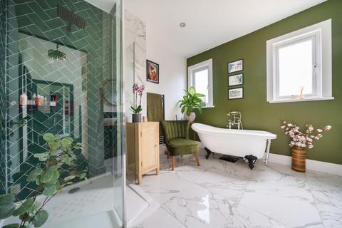 85 Wellmeadow Road, Catford, London, SE13 6TA