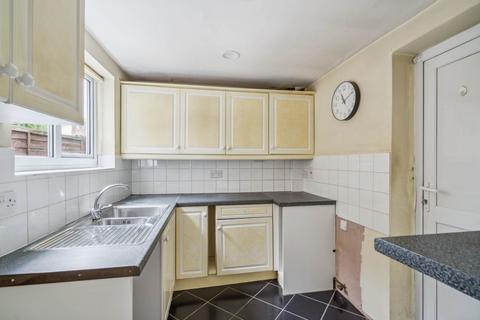 2 bedroom end of terrace house for sale, Park Road, Bushey Village