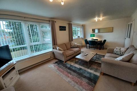 2 bedroom apartment to rent, Hampton Lane, Solihull B91