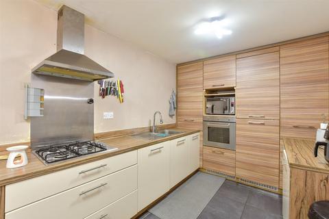 3 bedroom end of terrace house for sale, The Square, Loughton, Essex