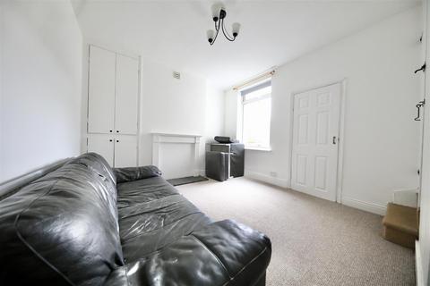 2 bedroom house for sale, Sharp Street, Hull