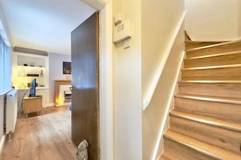 41 Cherrys Road, Barnsley, S71 5QU
