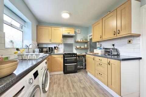 41 Cherrys Road, Barnsley, S71 5QU