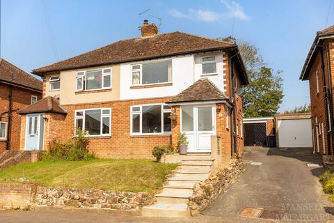 39 Forest View Road, East Grinstead, RH19 4AW