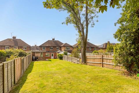 39 Forest View Road, East Grinstead, RH19 4AW